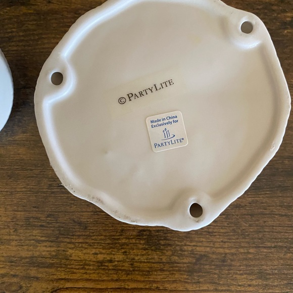 Partylite Owls on Tree Stump Tea Light Holder - Picture 5 of 7